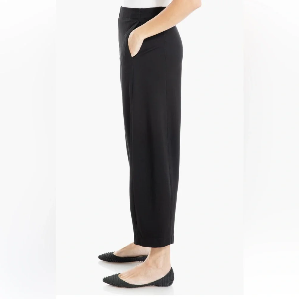 MAX STUDIO LONDON
Ponte Barrel Leg Pants - Picture 6 of 12